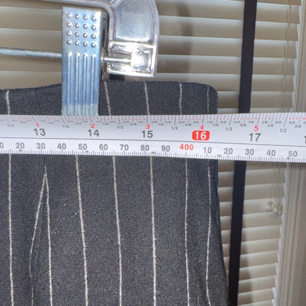 Madewell Black Pinstripe Wool Blend Mini Skirt - Size 8 - Picture 6 of 9